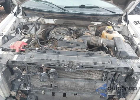 2014 Ford F-150 Xl z USA, uszkodzony, nr VIN 1FTMF1CM0EKG22811